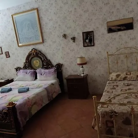 La Di Ottavia לינה וארוחת בוקר *